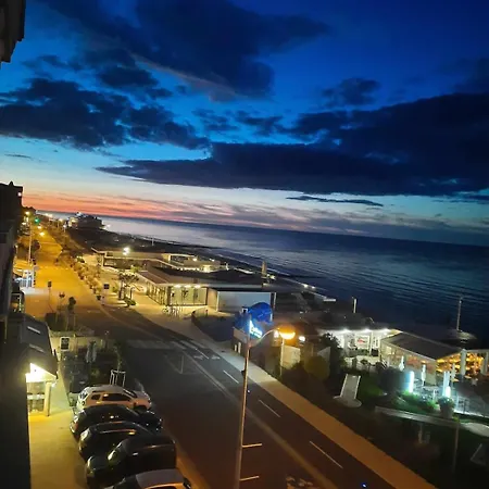 Apartment Sea View *